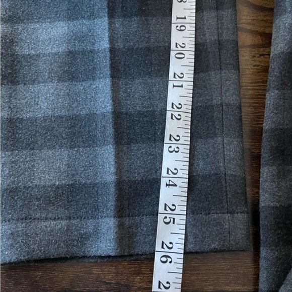 Aritzia the group by Babaton jimmy plaid cropped pants small - Picture 10 of 12